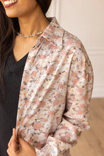 Load image into Gallery viewer, The Kathryn Button Down Floral Top: Floral