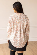 Load image into Gallery viewer, The Kathryn Button Down Floral Top: Floral