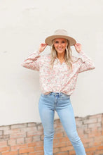 Load image into Gallery viewer, The Kathryn Button Down Floral Top: Floral