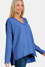 Load image into Gallery viewer, Texture Exposed Seam V-Neck Long Sleeve T-Shirt