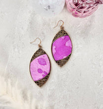 Load image into Gallery viewer, Gold Scroll and Fuchsia Drop Earrings: Fuchsia / One Size