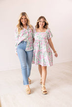 Load image into Gallery viewer, The Kathryn Button-Up, Floral: Multi / M