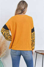 Load image into Gallery viewer, AZTEC PRINT COLOR BLOCK HACCI TOP: Mustard