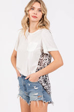 Load image into Gallery viewer, ZT1082 - WOMEN&#39;S SOLID &amp; ANIMAL PRINTED MEDIA TUNIC TOP : Black / M