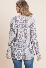 Load image into Gallery viewer, AZTEC PRINT SIDE TWIST WAFFLE TOP: Ivory/Grey