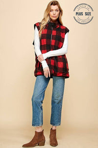 PLUS SIZE REVERSIBLE PLAID ZIP UP POCKET VEST: BLACK/RED