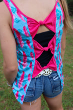 Load image into Gallery viewer, Nice to Bow You Tank - / Pink Feathers Size M