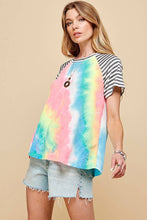 Load image into Gallery viewer, WOMEN TIE DYE COLOR BLOCK ROUND NECK T-SHIRT AQUA OR FUCHSIA