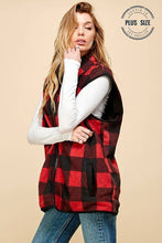 Load image into Gallery viewer, PLUS SIZE REVERSIBLE PLAID ZIP UP POCKET VEST: BLACK/RED