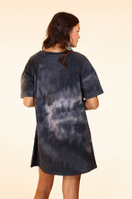 Load image into Gallery viewer, Black Tie Dye T-Shirt Dress: Black / Plus Size
