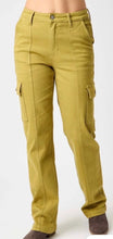 Load image into Gallery viewer, Judy Blue Cargo Pants / Jeans