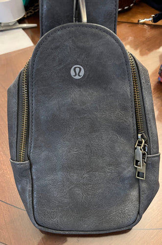 Sling belt bag crossbody bag activewear bag with guitar strap