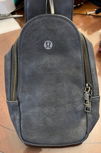 Sling belt bag crossbody bag activewear bag with guitar strap