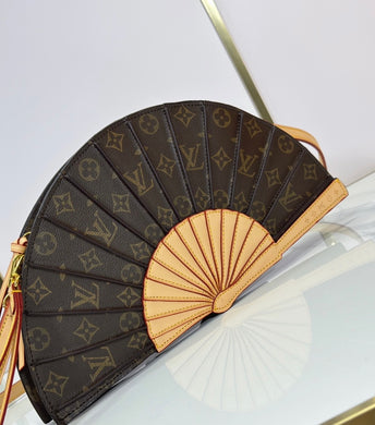 fashion Crossbody  handbag brown