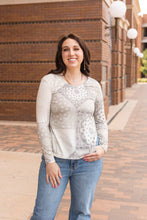 Load image into Gallery viewer, Run The Game Paisley Bandana Slit Side Top: Beige / X-Large