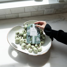 Load image into Gallery viewer, Shimmering Snowberry Large Sachet