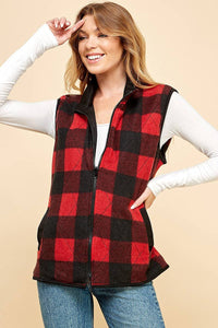 PLUS SIZE REVERSIBLE PLAID ZIP UP POCKET VEST: BLACK/RED
