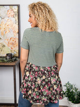 Load image into Gallery viewer, Show Me the World Top with Floral Back &amp; Lace Accent: Multi / L