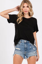Load image into Gallery viewer, ZT1082 - WOMEN&#39;S SOLID &amp; ANIMAL PRINTED MEDIA TUNIC TOP : Black / M