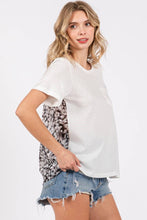 Load image into Gallery viewer, ZT1082 - WOMEN&#39;S SOLID &amp; ANIMAL PRINTED MEDIA TUNIC TOP : Black / S