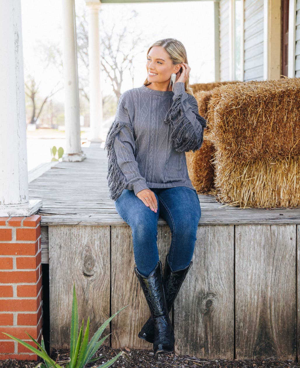 Smokey Mountains Fringe Sweater: Grey / 3X-Large