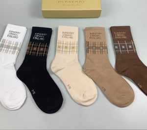 Fashion Box of socks muliti color 5 pc set gift
