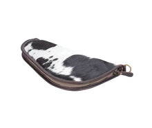 Load image into Gallery viewer, Hairon Leather  15&quot; Gun case