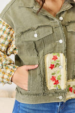 Load image into Gallery viewer, Embroidered Button Down Raw Hem Shacket