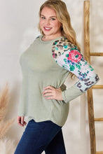 Load image into Gallery viewer, Full Size Printed Round Neck Blouse