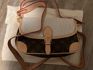 Fashion leather trim crossbody handbag brown - Sassy Shelby's