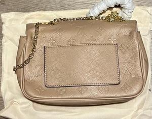 Fashion leather chain crossbody handbag tote purse - Sassy Shelby's