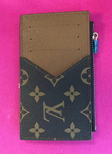 Load image into Gallery viewer, Fashion leather card wallet compact - Sassy Shelby&#39;s